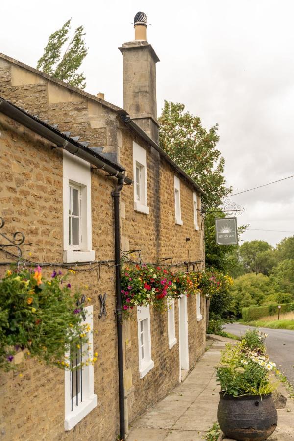 Rising Sun Pub, Restaurant And Rooms Lacock Eksteriør bilde